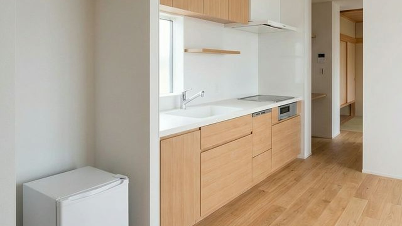 MAXZEN 47L 1ドア冷蔵庫 JR047HM01WH キッチン設置シーン